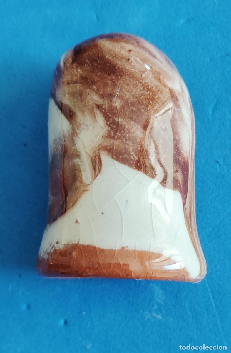 Coleccionismo de dedales: DEDAL DE BARRO COCIDO-ESMALTADO. ENVIO INCLUIDO EN EL PRECIO.