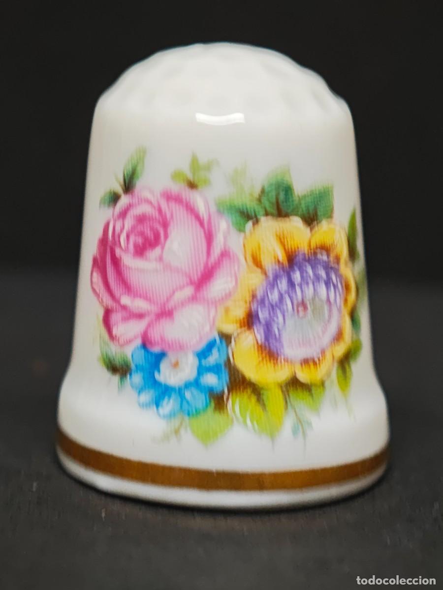 Coleccionismo de dedales: DEDAL PORCELANA FALCES