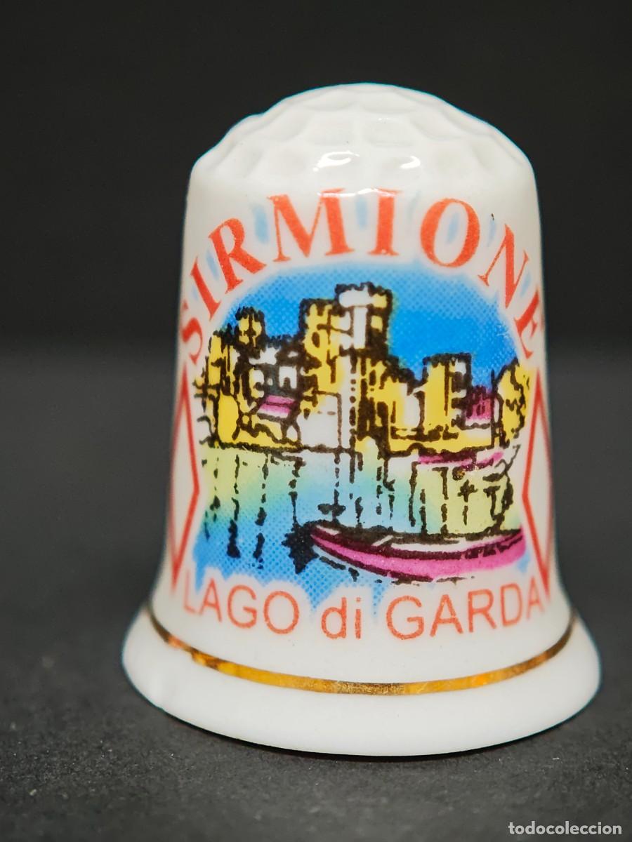 Coleccionismo de dedales: DEDAL PORCELANA SIRMONE LAGO DI GARDA