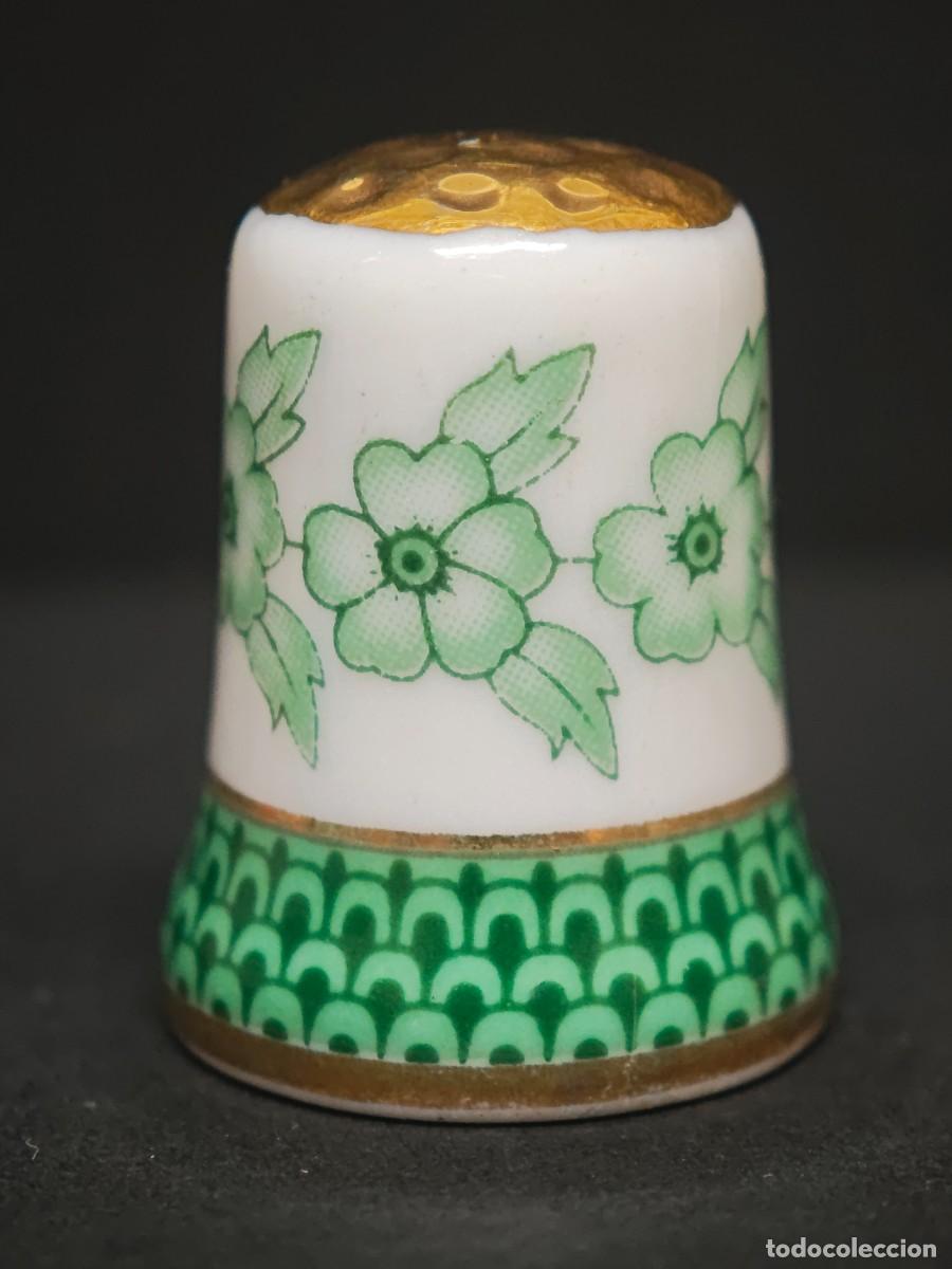 Coleccionismo de dedales: DEDAL PORCELANA FLORES