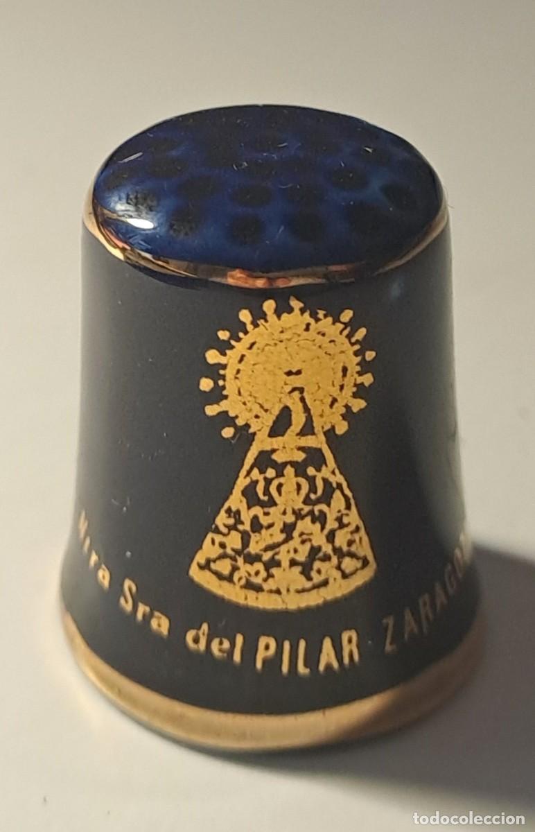 Collezionismo di ditali: DEDAL PORCELANA AZUL RECUERDO ZARAGOZA. VIRGEN DEL PILAR