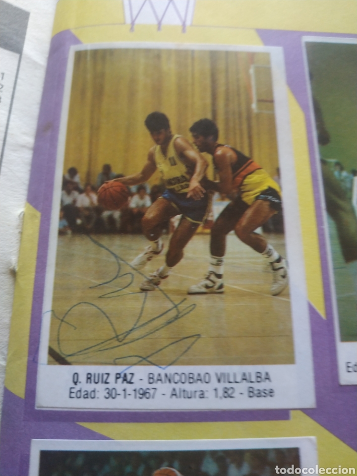 Collezionismo sportivo: BALONCESTO 88 CON al menos 25 autografos, Pablo Laso con taugres