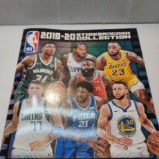 Coleccionismo deportivo: ALBUM NBA 2019/20 STICKER CARD COLLECTION ADRENALYN PANINI CON 259 CROMOS. Lote 299149943