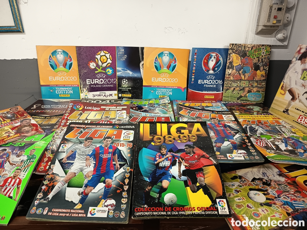 Coleccionismo deportivo: GRAN COLECCI&Oacute;N DE 23 ALBUM DE FUTBOL PRECIO DE SALIDA 1&euro;