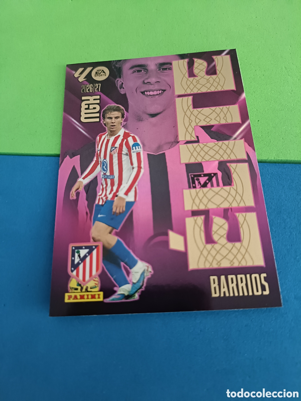Colecionismo desportivo: PANINI 2026 2027 MGK MEGACRACKS 25 Aniversario - &Eacute;lite 1 Barrios Atl&eacute;tico Madrid