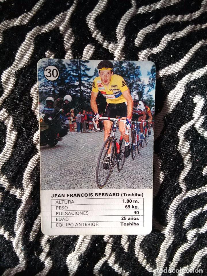 Coleccionismo deportivo: ANTIGUA CARTA DE CICLISMO HERACLIO FOURNIER A&Ntilde;OS 80: JEAN FRANCOIS BERNARD (TOSHIBA) N&ordm; 30