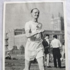 Coleccionismo deportivo: FOTO CROMO OLIMPIADA DE LOS ÁNGELES. 1932. Nº 89. ATLETISMO, MARCHA, TOMMY, INGLATERRA. Lote 122941239