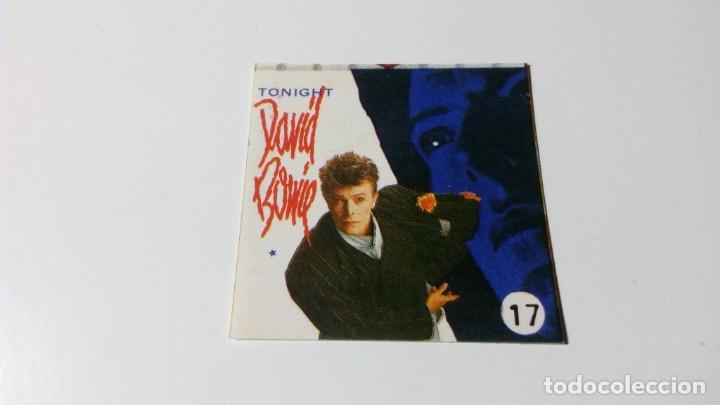 Coleccionismo deportivo: N&ordm; 17 DAVID BOWIE TONIGHT CROMO PEGATINA RITMO GUAY GUAI A&Ntilde;OS 80 ARTISTA CANTANTE