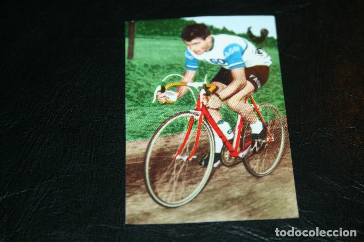 Coleccionismo deportivo: CROMO DEPORTES Y TELEVISI&Oacute;N DE CHOCOLATES EZQUERRA / FHER PERURENA CICLISMO 1967