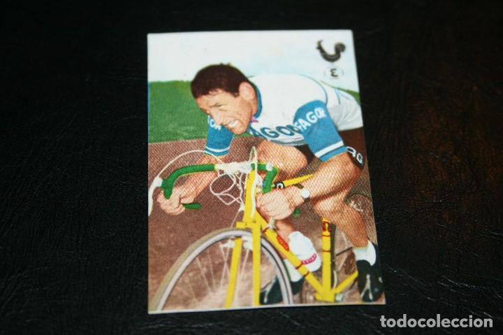 Coleccionismo deportivo: CROMO DEPORTES Y TELEVISI&Oacute;N DE CHOCOLATES EZQUERRA / FHER OTA&Ntilde;O CICLISMO 1967