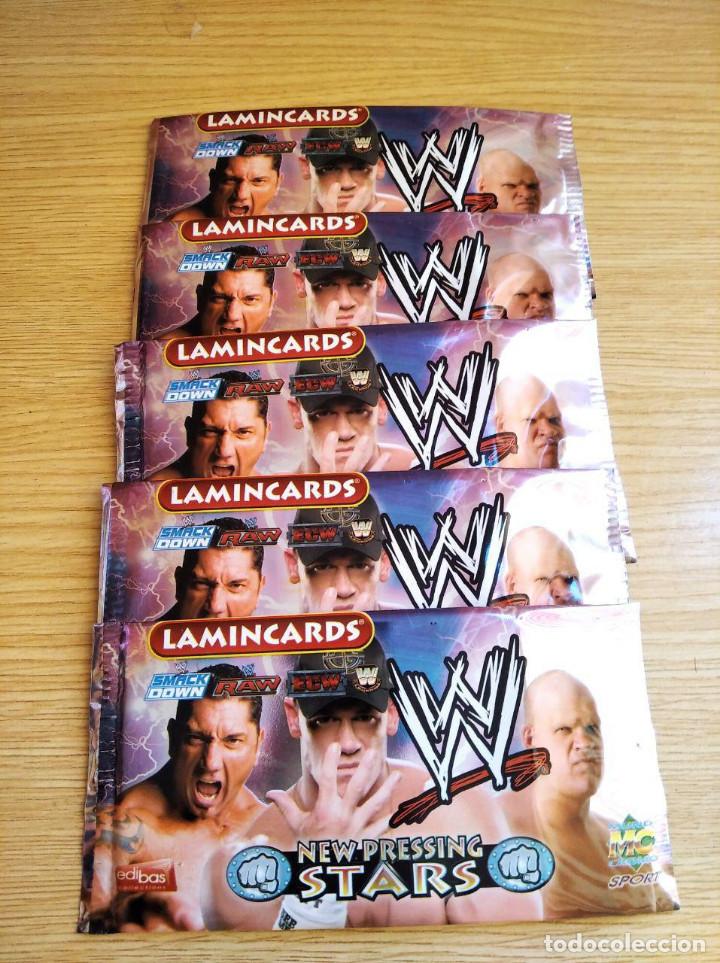 Collezionismo sportivo: LOTE DE 5 SOBRES SIN ABRIR DE LAMINCARDS DE WW NEW PRESSING STARS DE MUNDICROMO 2008