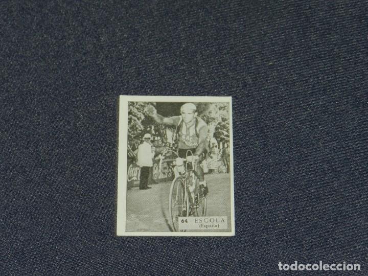 Coleccionismo deportivo: CROMO CICLISMO - ASES DEL PEDAL N.64 ESCOLA - EDICIONES TRIUNFO 1960, BUEN ESTADO