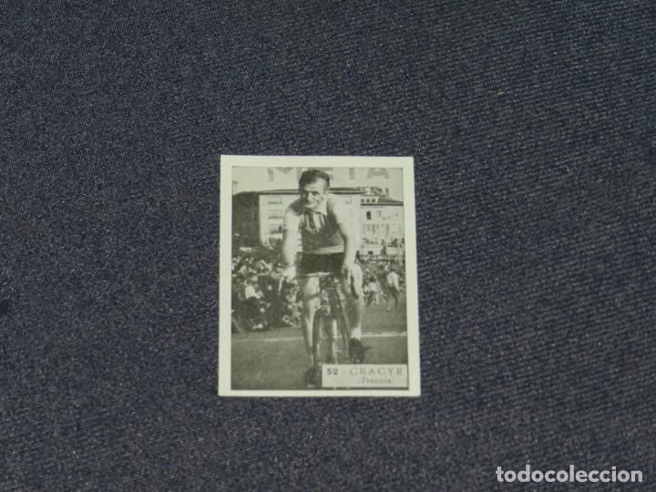 Coleccionismo deportivo: CROMO CICLISMO - ASES DEL PEDAL N.52 GRACYR - EDICIONES TRIUNFO 1960, BUEN ESTADO