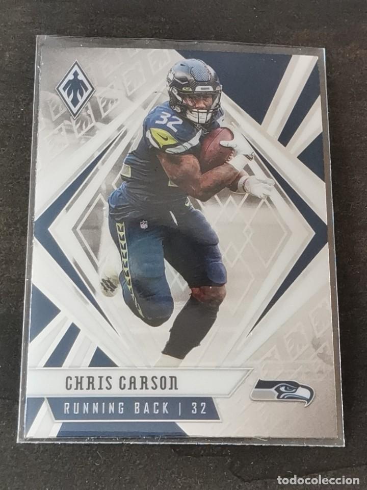 Colecionismo desportivo: Panini Phoenix 2020 #100 Chris Carson Seattle Seahawks NFL Card