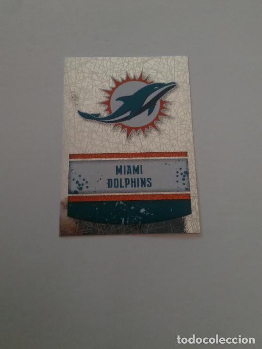 Coleccionismo deportivo: 32 ESCUDO LOGO MIAMI DOLPHINS ESTAMPA CROMO STICKER F&Uacute;TBOL AMERICANO PANINI NFL 2018