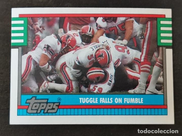 Colecionismo desportivo: Topps Football 1990 #514 Tuggle Falls on Fumble Atlanta Falcons NFL Card