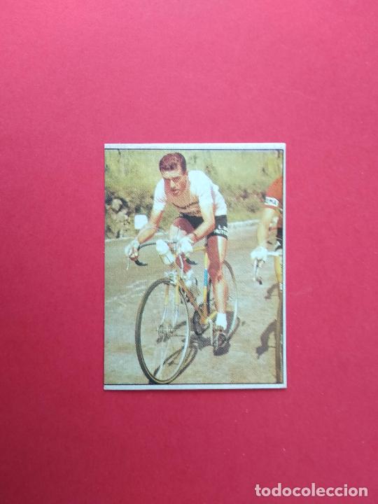 Coleccionismo deportivo: CHOCOLATES HUESO CICLISMO VUELTA 84 1984 CROMO NUNCA PEGADO N&ordm; 184 LOUISON BOBET