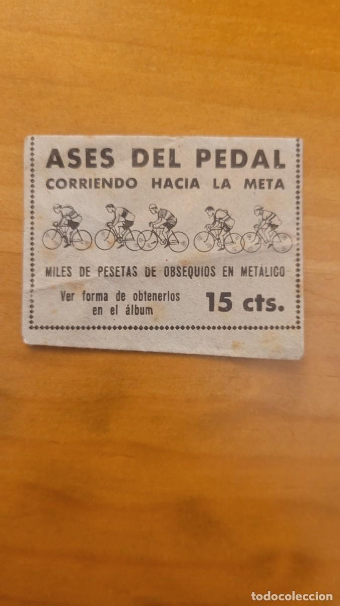 Sports collectibles: SOBRE CROMOS ASES DEL PEDAL ,CERRADO, A&Ntilde;OS 40-60. EXCLUSIVAS TRIUNFO.