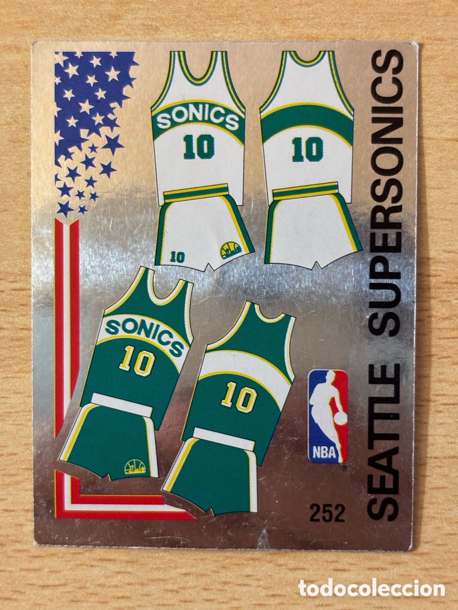 Sports collectibles: # 252 Equipaci&oacute;n Seattle Supersonics Panini Basket NBA 89 sin pegar
