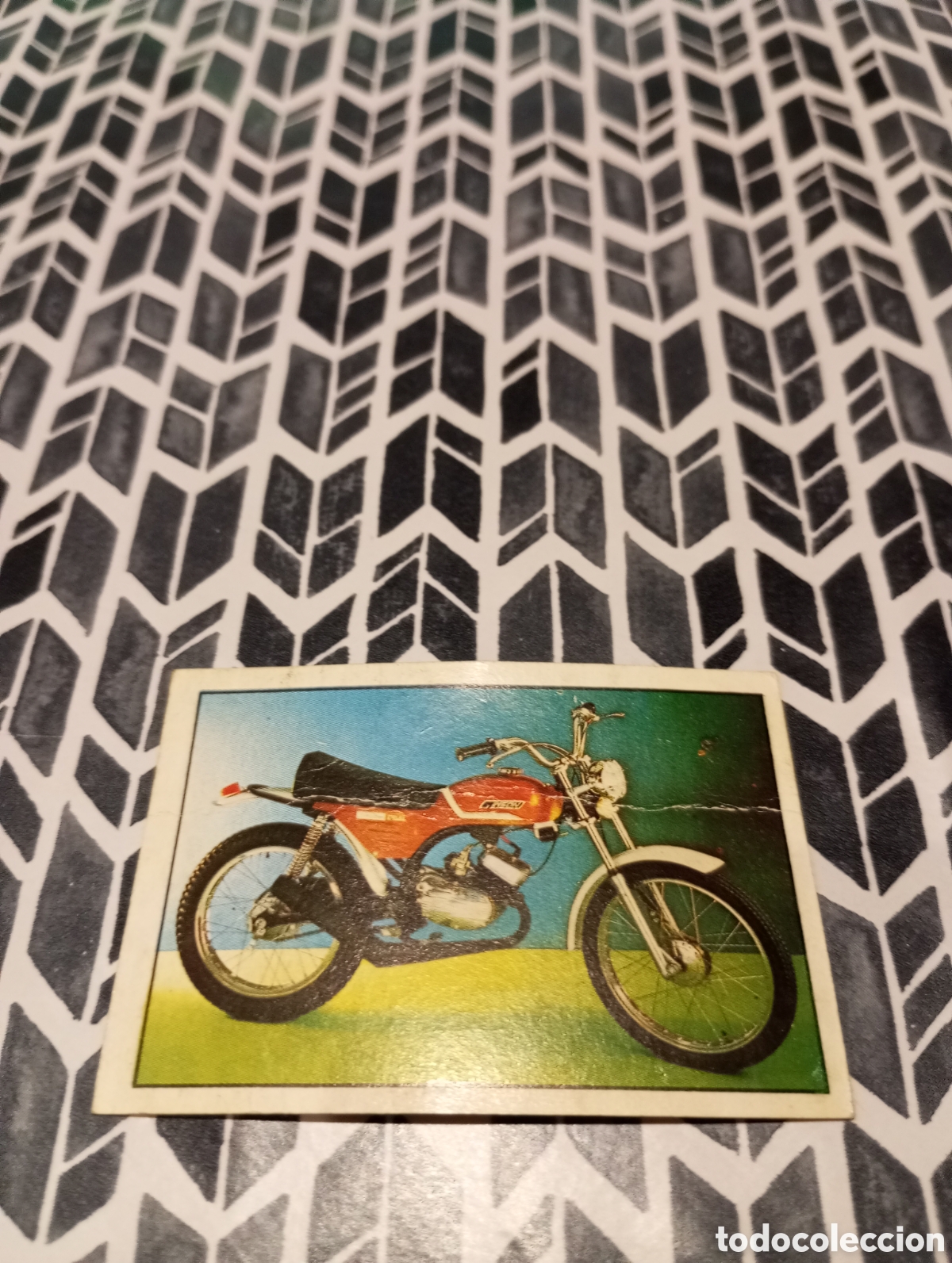 Coleccionismo deportivo: GIMSON SKIPPER N&ordm; 64 MOTO 80 EDICIONES ESTE CROMO DESPEGADO