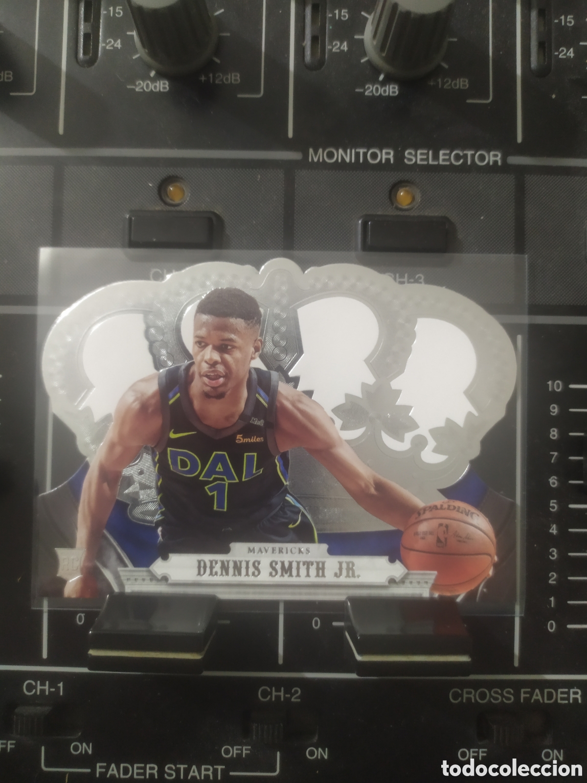 Coleccionismo deportivo: Dennis Smith Jr Dallas Mavericks 156 Panini Crown Rosales 2017-18