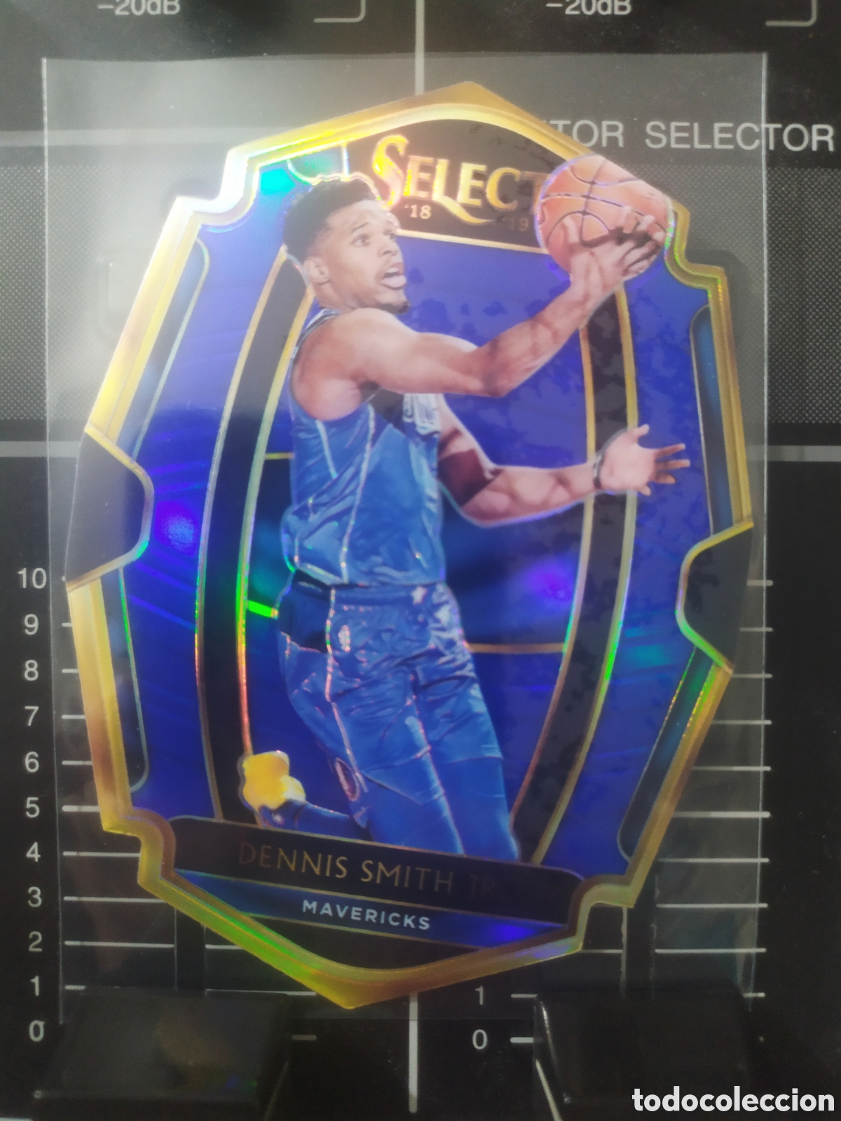 Coleccionismo deportivo: Dennis Smith Jr Dallas Mavericks Panini Select Blue Prizm #33/249