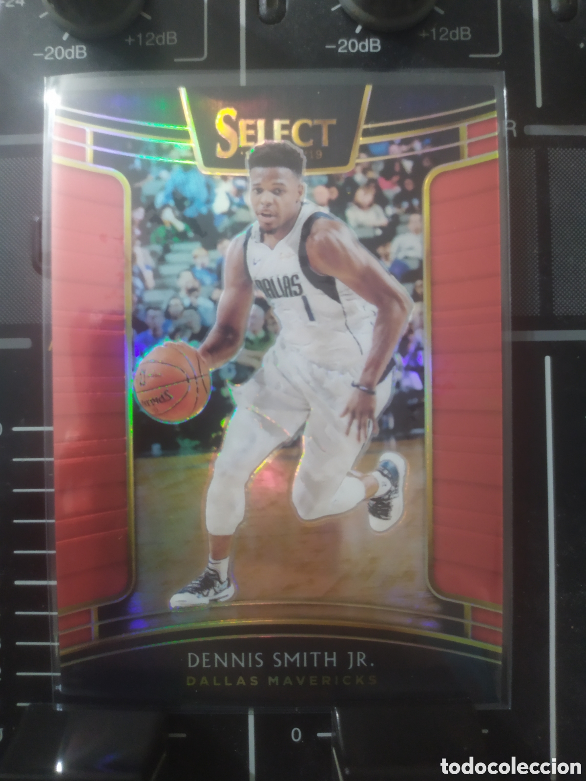 Collezionismo sportivo: Dennis Smith Jr Dallas Mavericks Panini Select Red Prizm 177/199