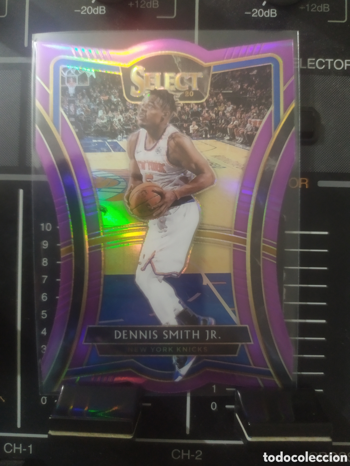 Collezionismo sportivo: Dennis Smith New York Knicks Panini Select Purple Prizm 38/99