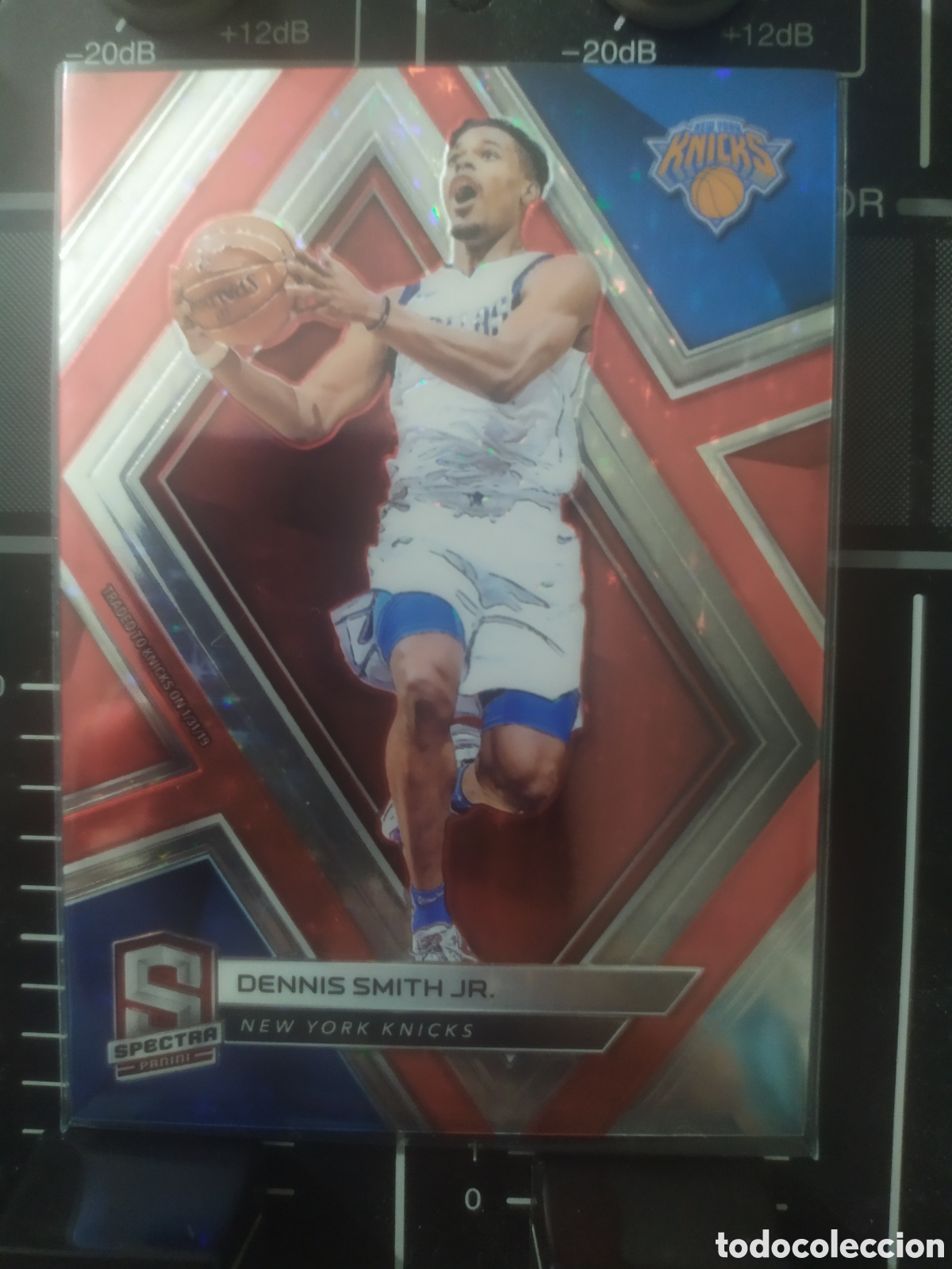 Collezionismo sportivo: Dennis Smith New York Knicks Panini Spectra Red Prizm 63/99