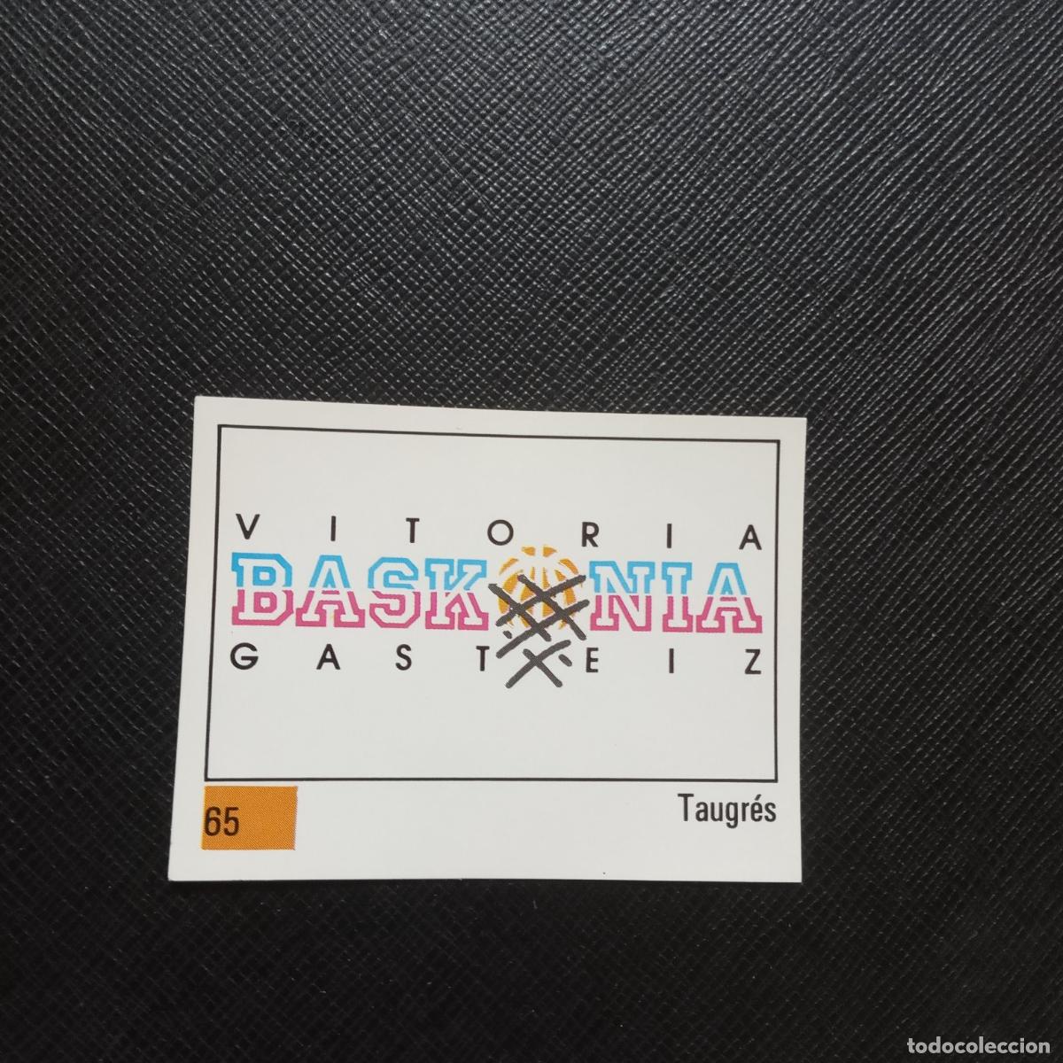 Coleccionismo deportivo: 65 ESCUDO TAUGRES PANINI BASKET 90 LIGA ACB BALONCESTO 1990 - SIN PEGAR - A199 PG64 B