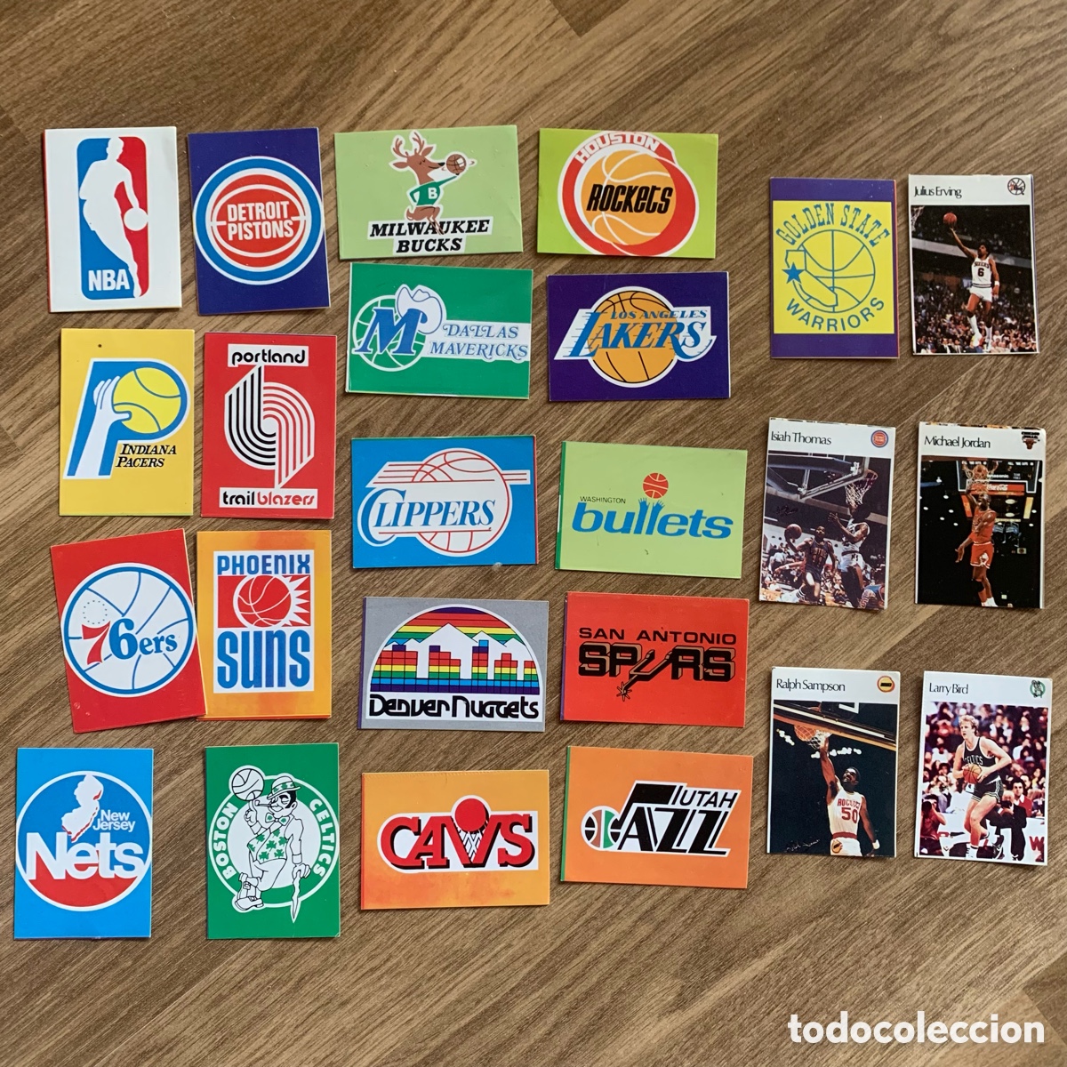 Coleccionismo deportivo: Lote 24 cromos de 1986 del album super canasta nba michael jordan larry bird escudos de equipos &hellip;