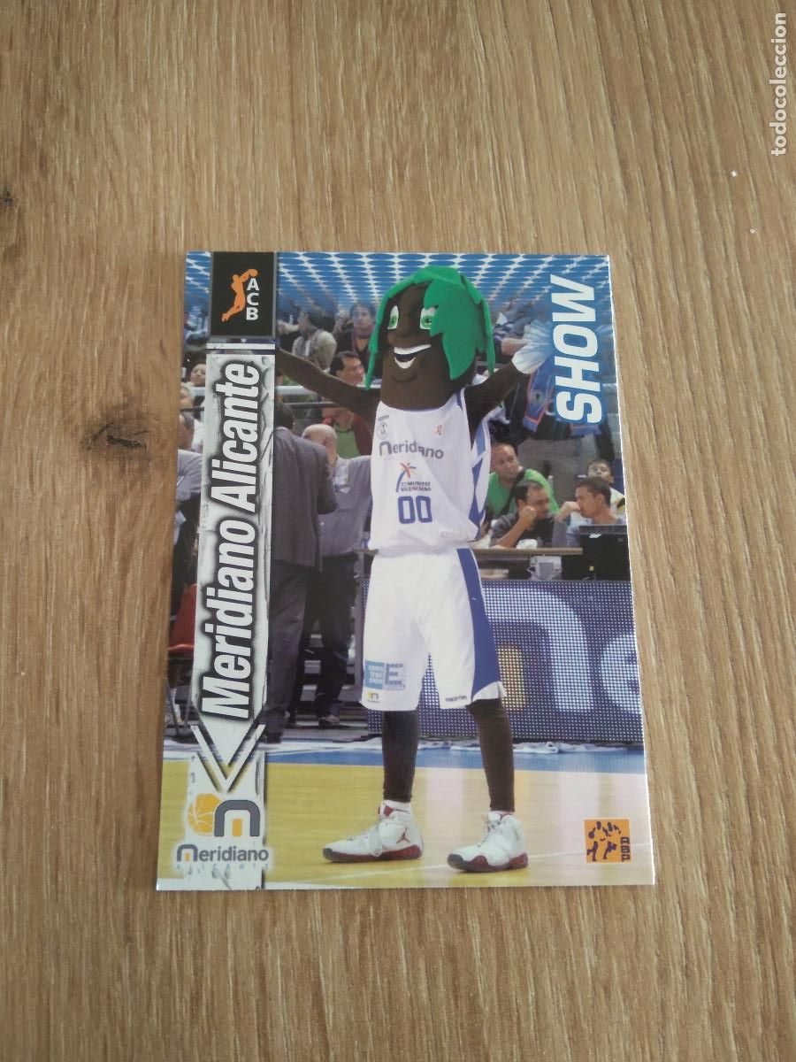 Coleccionismo deportivo: 251 MASCOTA SHOW MERIDIANO ALICANTE CROMO BASKET BALONCESTO PANINI 10-11 ACB 2010-2011