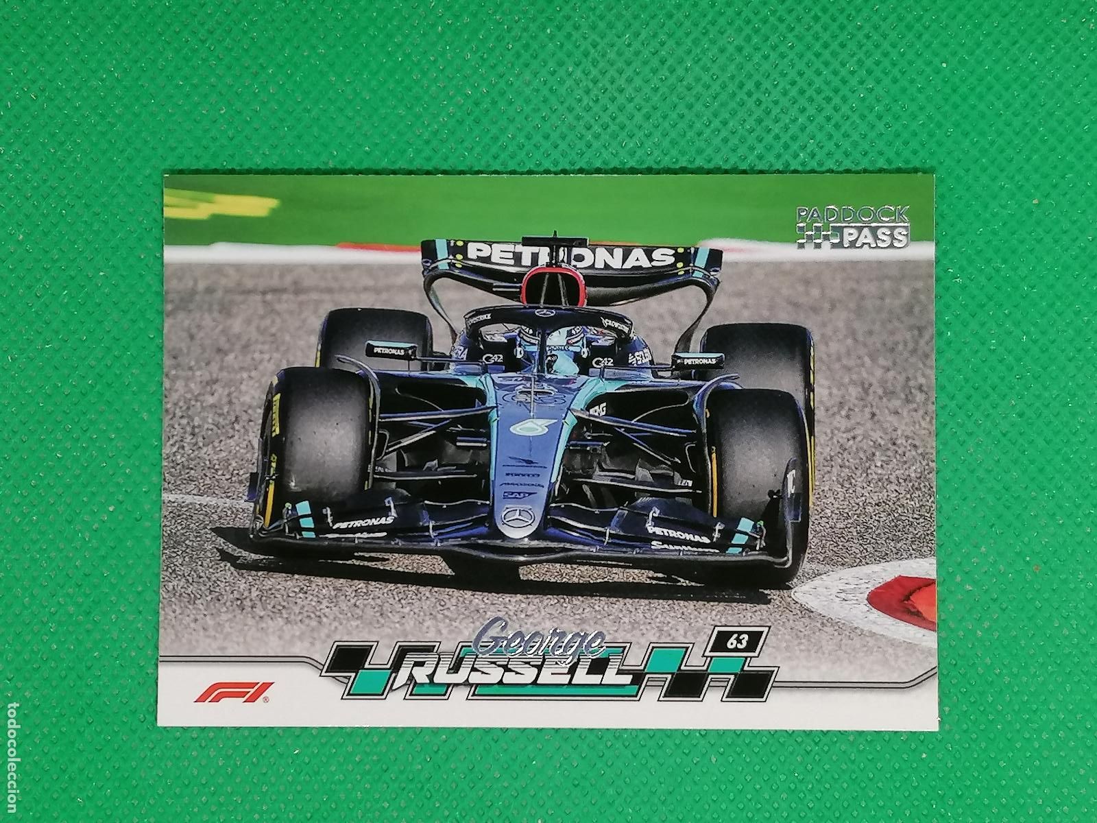 Coleccionismo deportivo: 35 GEORGE RUSSEL MERCEDES PETRONAS ⚽ TOPPS F1 FORMULA 1 PADDOCK PASS GRAND PRIX 24 2024 ⚽