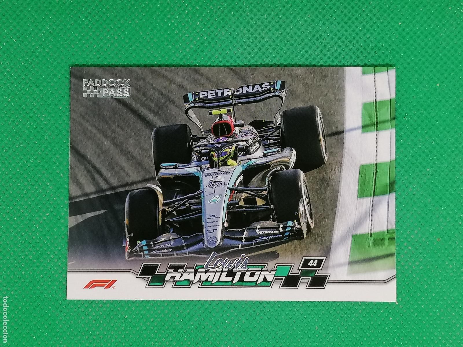 Coleccionismo deportivo: 36 LEWIS HAMILTON MERCEDES PETRONAS ⚽ TOPPS F1 FORMULA 1 PADDOCK PASS GRAND PRIX 24 2024 ⚽
