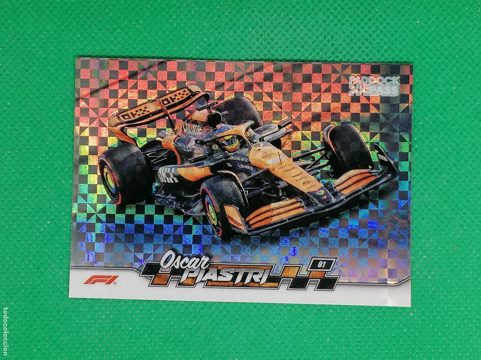 Coleccionismo deportivo: 38 OSCAR PIASTRI MCLAREN FLAGS ⚽ TOPPS F1 FORMULA 1 PADDOCK PASS GRAND PRIX 24 2024 ⚽