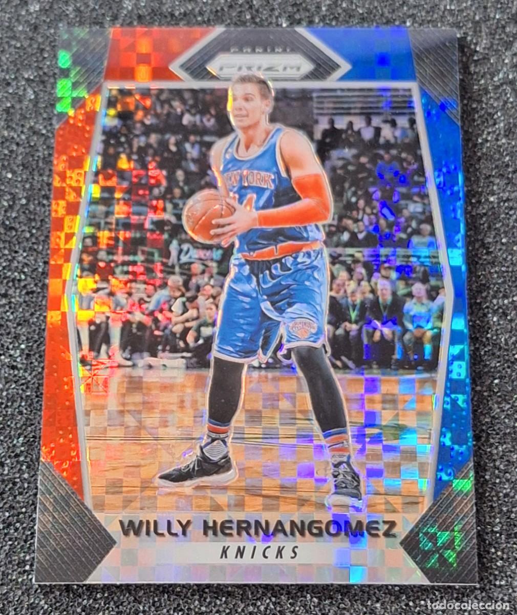 Collectionnisme sportif: Willy Hernangomez New York Knicks Panini Prizm Basketball #276 Red Blue