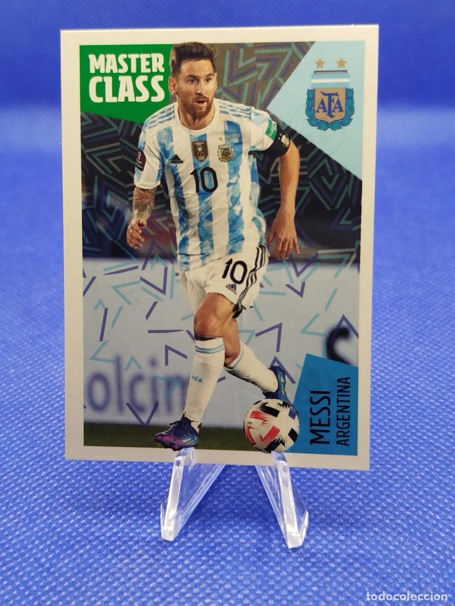 Coleccionismo deportivo: #61 LIONEL MESSI ARGENTINA 2022 PANINI LOS IDOLOS DE LA ROJA CARREFOUR &rdquo;CRACKS MUNDIALES&rdquo;