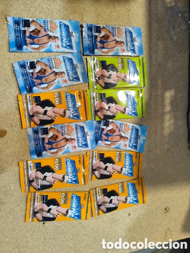 Coleccionismo deportivo: Sobres de cromos WWE 2004 cerrados