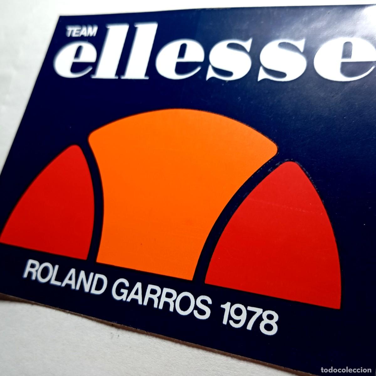 Coleccionismo deportivo: ⚜️ &Ntilde;09X06B. Adhesivo vintage Team Ellesse, Roland Garros 1978. 114 x 97 mm