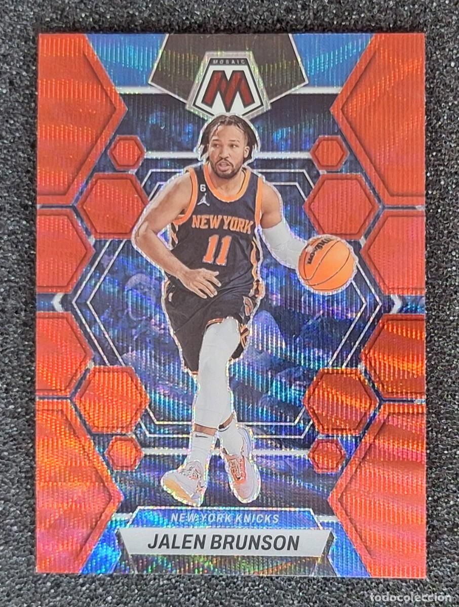 Colecionismo desportivo: Jalen Brunson New York Knicks Panini Mosaic Basketball 2022-23 Prizm #95 Red Wave