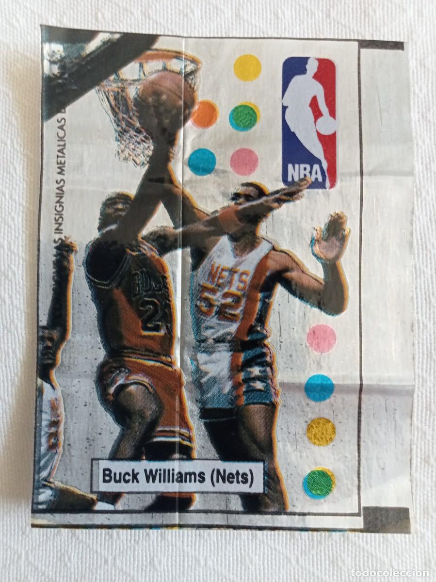 Colecionismo desportivo: Insignia Met&aacute;lica Pegatina Buck Williams Nets Michael Jordan Bulls 1989 NBA Chicle Bubble Gum