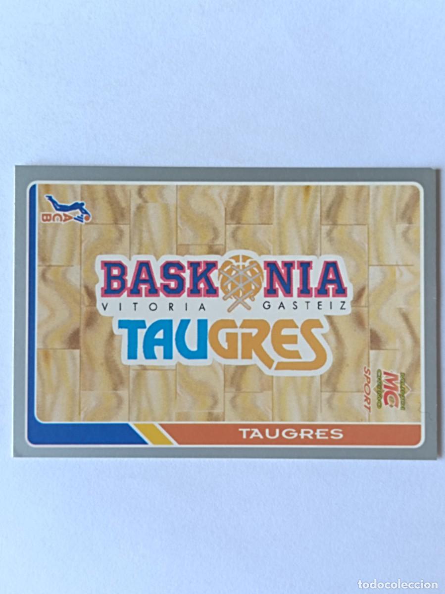Coleccionismo deportivo: #49 ESCUDO (TAUGRES BASKONIA) BALONCESTO FICHAS ACB 95 MUNDICROMO MC