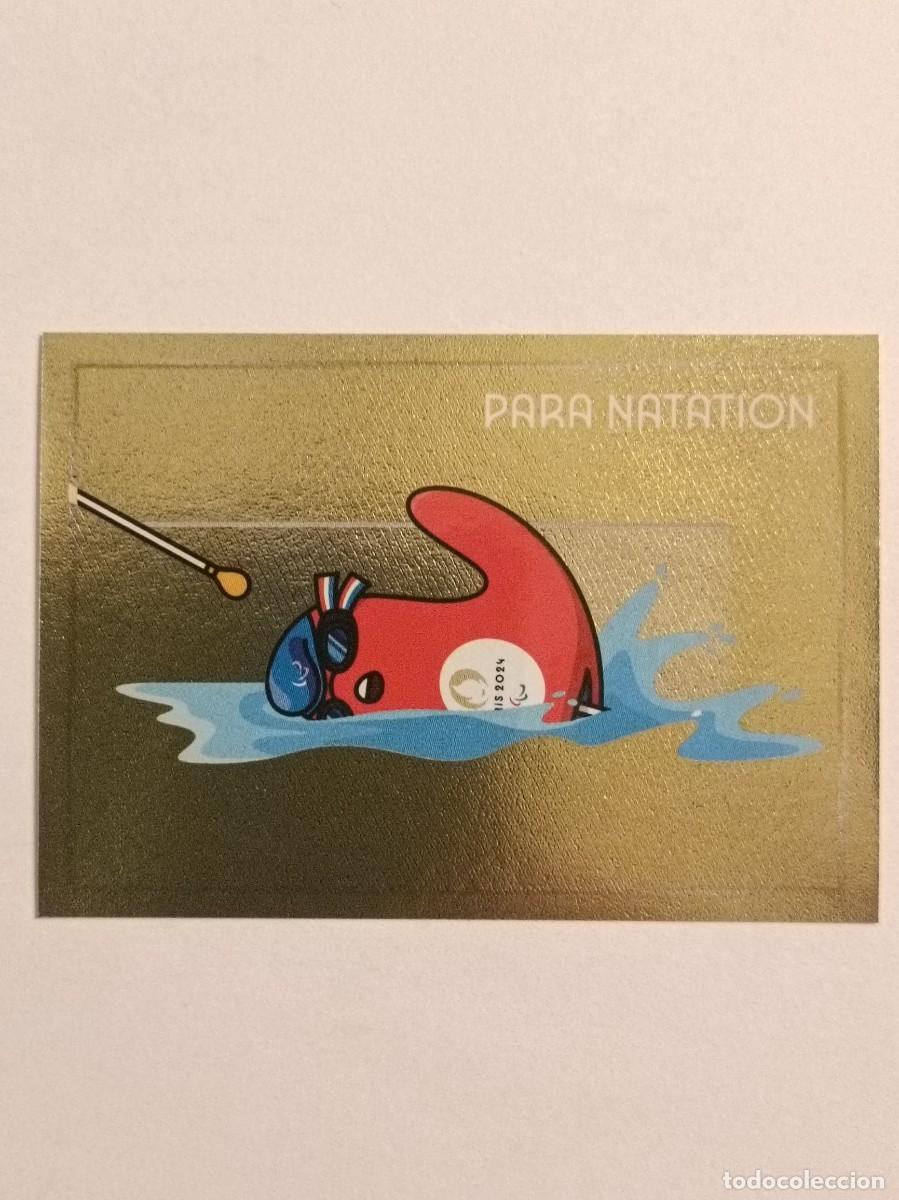 Coleccionismo deportivo: #25 MASCOTA PHRYGE (NATACION PARALIMPICOS) OFICIAL EQUIPO FRANCIA JUEGOS OLIMPICOS PARIS 2024 PANINI