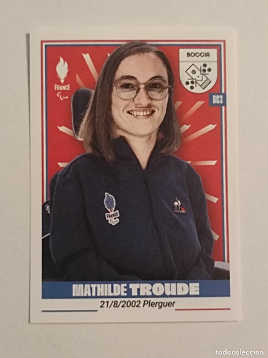 Coleccionismo deportivo: #402 TROUDE (BOCHAS) OFICIAL EQUIPO FRANCIA JUEGOS OLIMPICOS PARIS 2024 PANINI