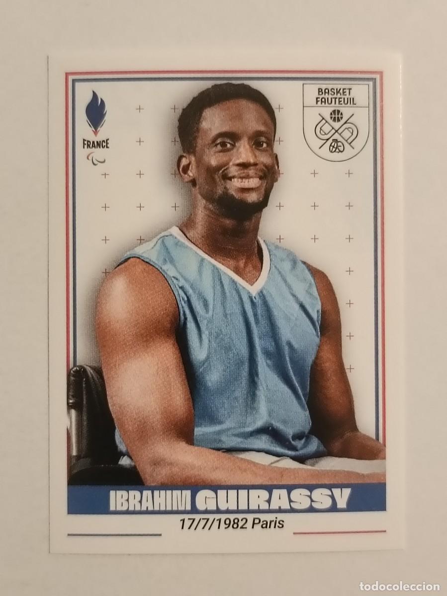 Coleccionismo deportivo: #429 GUIRASSY (BALONCESTO SILLA DE RUEDAS) OFICIAL EQUIPO FRANCIA JUEGOS OLIMPICOS PARIS 2024 PANINI