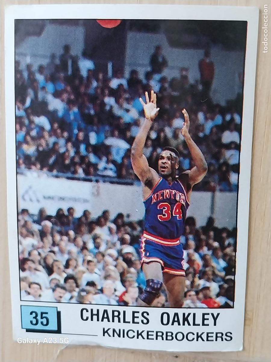 Coleccionismo deportivo: CHARLES OAKLEY KNICKERBOCKERS BASKET NBA 90 PANINI CROMO 35 A&Ntilde;O 1990 SIN PEGAR NUNCA ORIGINAL