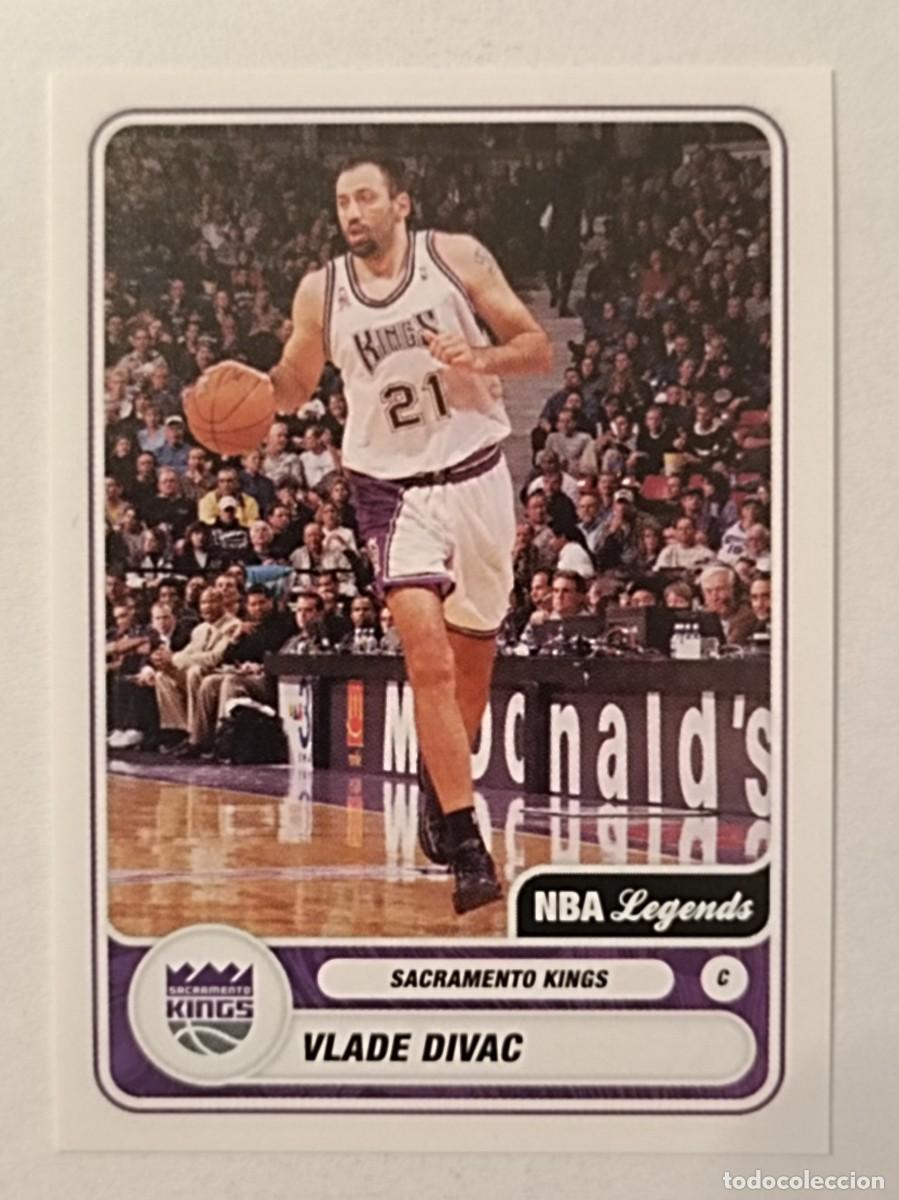 Coleccionismo deportivo: #507 VLADE DIVAC (SACRAMENTO KINGS) BALONCESTO NBA 2023 PANINI