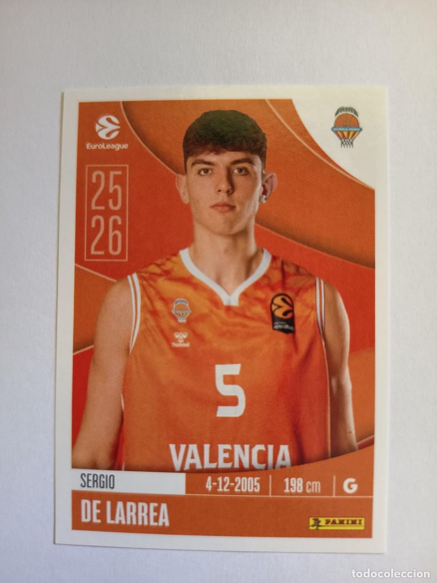 Coleccionismo deportivo: CROMO ROOKIE 337 SERGIO DE LARREA VALENCIA BASKET - EUROLEAGUE 2026 25 26 PANINI EUROLIGA BALONCESTO