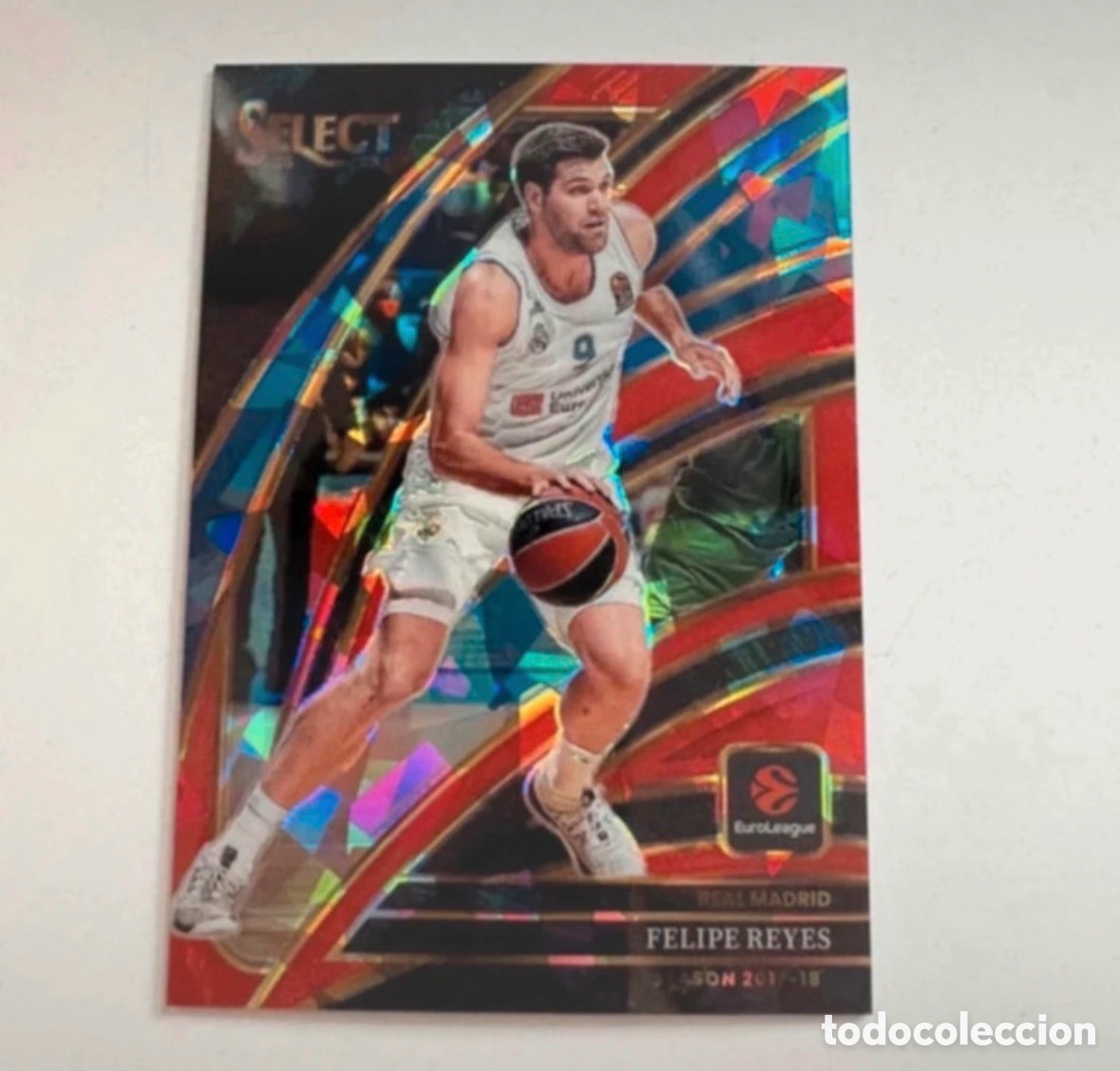 Coleccionismo deportivo: Felipe Reyes Courtside select red craced 25-26 Euroleague Panini