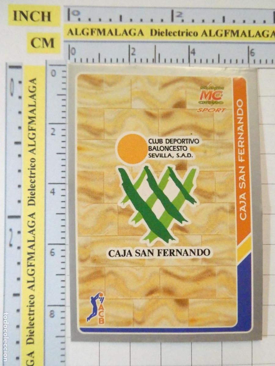 Sammelleidenschaft Sport: CROMO TARJETA DE BALONCESTO. 82 ESCUDO CAJA SAN FERNANDO SEVILLA. ACB95 ACB 95 1995. MUNDI CROMO.